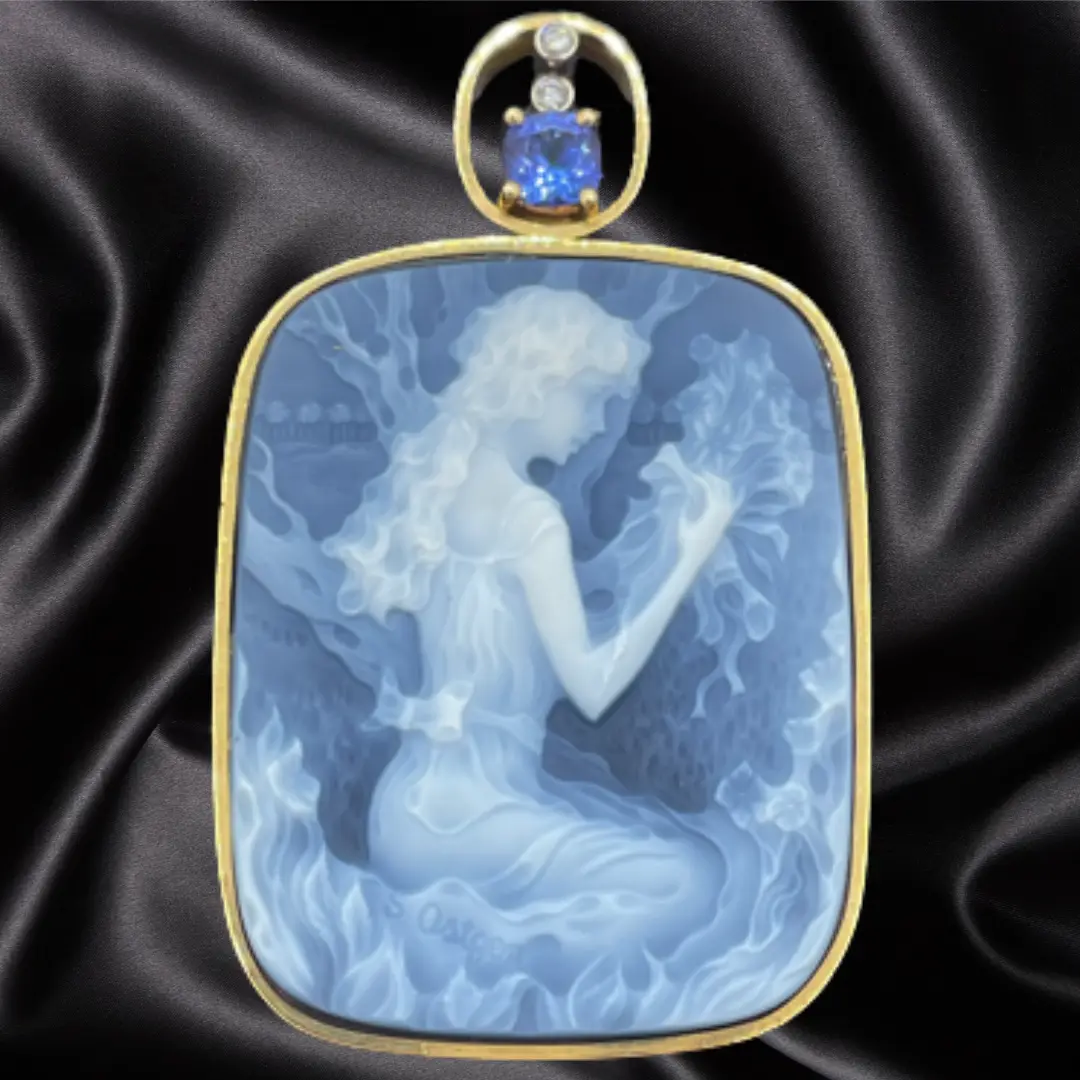 Carved Agate Cameo by Pelegrin Gems