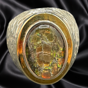 Triplet Ammolite Ring by Pelegrin Gemmological Services